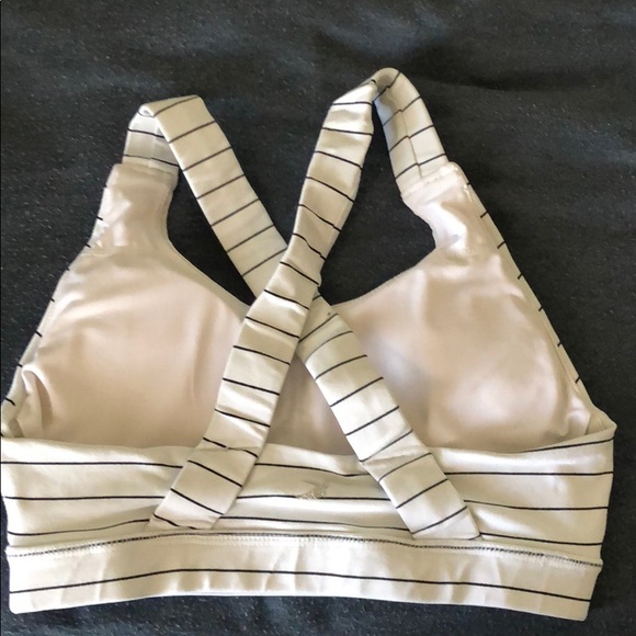 Sports bra - Picture 2 of 3